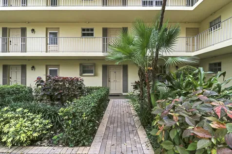 5510 Tamberlane Circle Palm Beach Gardens FL 33418