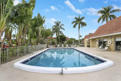 5510 Tamberlane Circle Palm Beach Gardens FL 33418