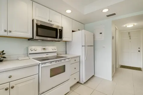 5510 Tamberlane Circle Palm Beach Gardens FL 33418