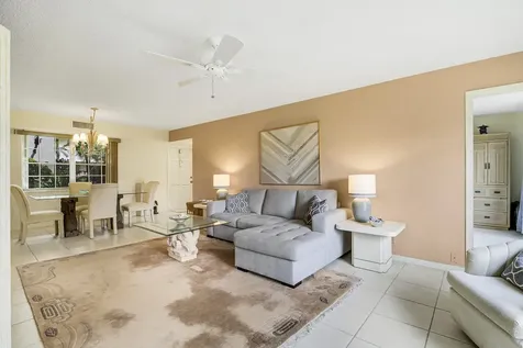 5510 Tamberlane Circle Palm Beach Gardens FL 33418