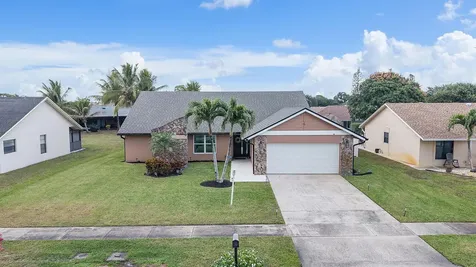 8289 Waccamaw Lane Lake Worth FL 33467