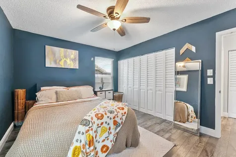 8289 Waccamaw Lane Lake Worth FL 33467