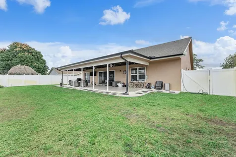 8289 Waccamaw Lane Lake Worth FL 33467