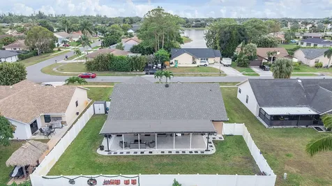 8289 Waccamaw Lane Lake Worth FL 33467