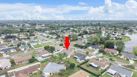 8289 Waccamaw Lane Lake Worth FL 33467