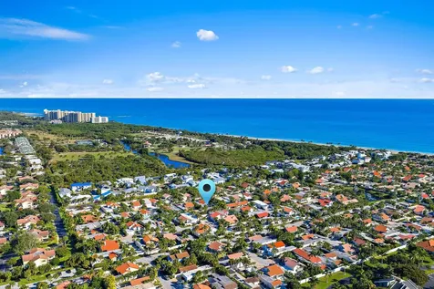 110 E Spearfish Lane Jupiter FL 33477