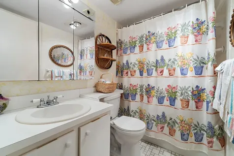 3186 Via Poinciana Lake Worth FL 33467