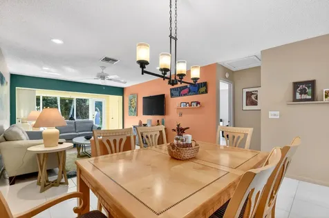 13752 Via Flora Delray Beach FL 33484