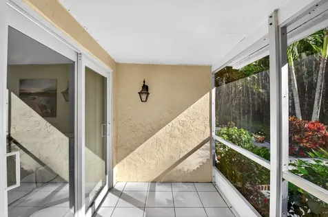 13752 Via Flora Delray Beach FL 33484
