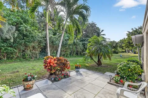 13752 Via Flora Delray Beach FL 33484