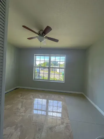 17 Sw 6th Avenue Dania FL 33004