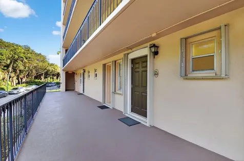 2871 N Ocean Boulevard Boca Raton FL 33431