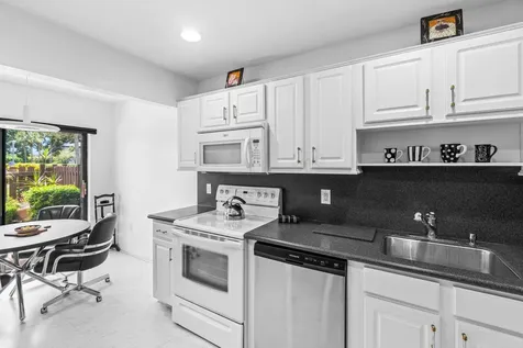 27 Southport Lane Boynton Beach FL 33436