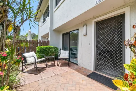 27 Southport Lane Boynton Beach FL 33436
