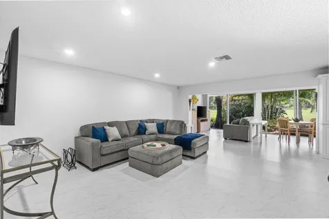 27 Southport Lane Boynton Beach FL 33436
