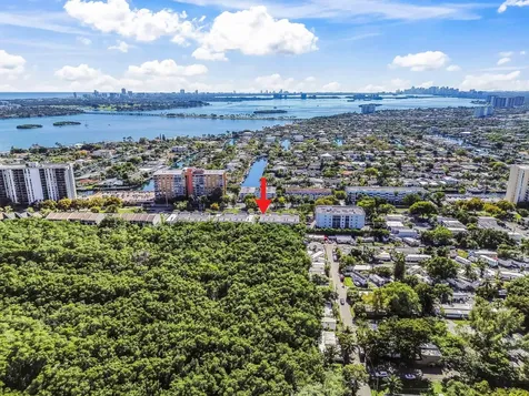 2461 Ne 135th Street North Miami FL 33181
