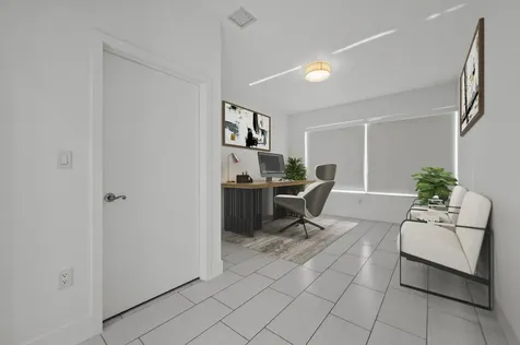 2461 Ne 135th Street North Miami FL 33181