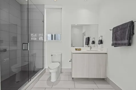 2461 Ne 135th Street North Miami FL 33181