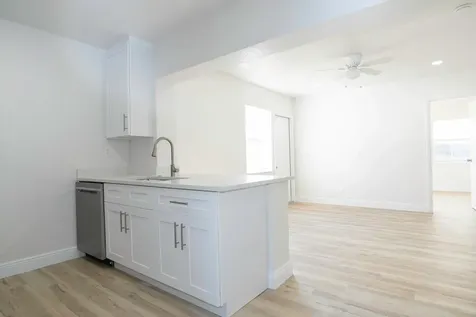 924 Nw 11th Court Fort Lauderdale FL 33311