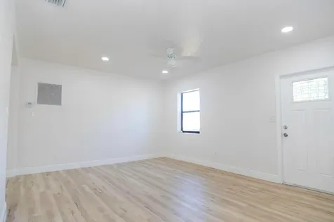 924 Nw 11th Court Fort Lauderdale FL 33311