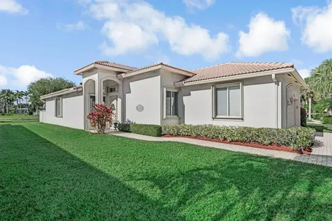 2235 Sapphire Circle West Palm Beach FL 33411