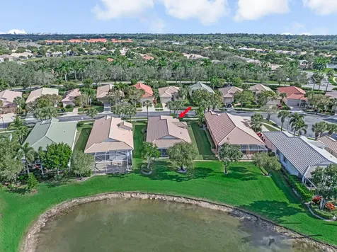 2235 Sapphire Circle West Palm Beach FL 33411