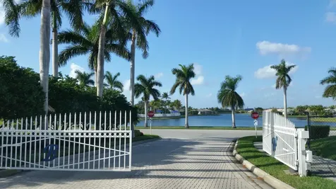 2235 Sapphire Circle West Palm Beach FL 33411