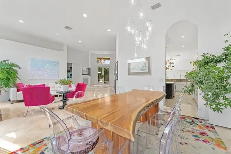 6676 Nw 127th Terrace Parkland FL 33076