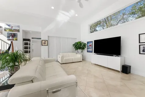 6676 Nw 127th Terrace Parkland FL 33076