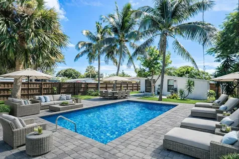 363 Glouchester Street Boca Raton FL 33487