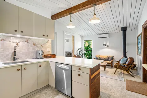 363 Glouchester Street Boca Raton FL 33487