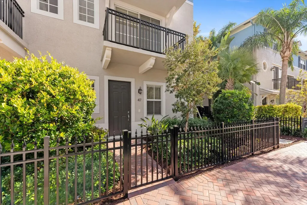 47 NW 4th Avenue Delray Beach FL 33444