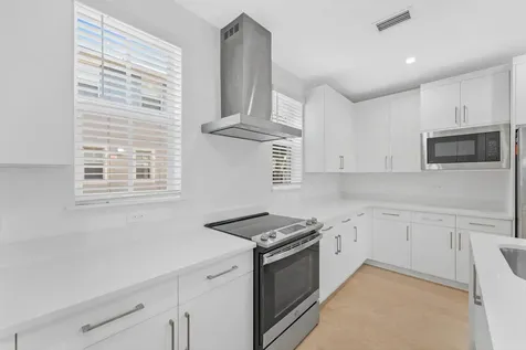 47 NW 4th Avenue Delray Beach FL 33444
