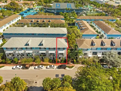 47 NW 4th Avenue Delray Beach FL 33444