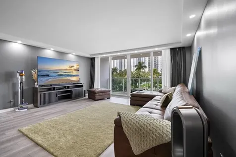 100 Bayview Drive Sunny Isles Beach FL 33160