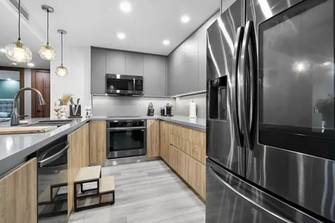 100 Bayview Drive Sunny Isles Beach FL 33160