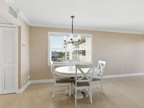 530 Horizons E Boynton Beach FL 33435