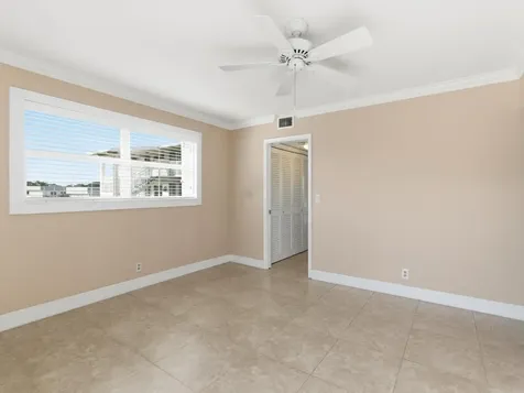 530 Horizons E Boynton Beach FL 33435