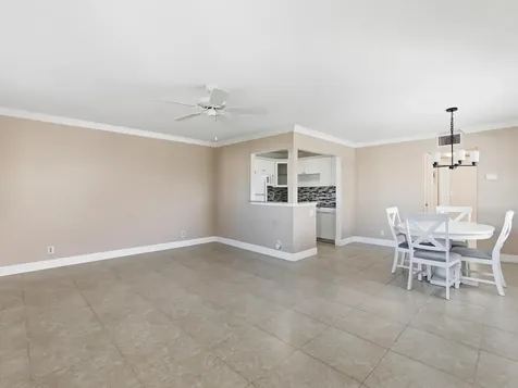 530 Horizons E Boynton Beach FL 33435