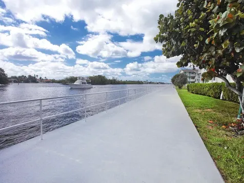530 Horizons E Boynton Beach FL 33435