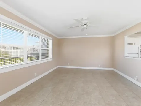 530 Horizons E Boynton Beach FL 33435