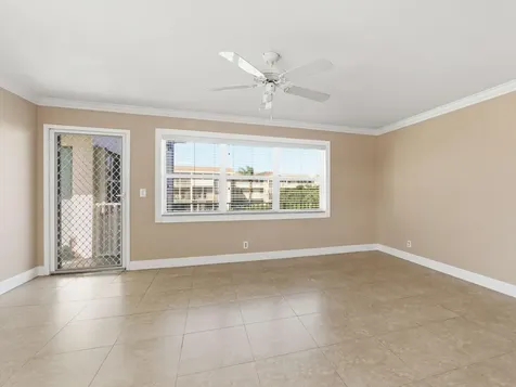 530 Horizons E Boynton Beach FL 33435
