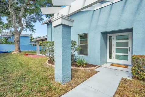 940 Rainberry Lake Drive Delray Beach FL 33445
