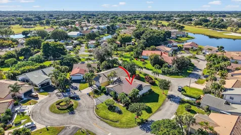 5743 Lakeview Mews Circle Boynton Beach FL 33437
