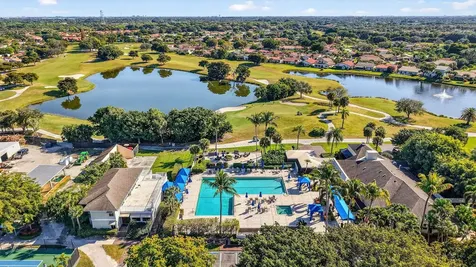 5743 Lakeview Mews Circle Boynton Beach FL 33437