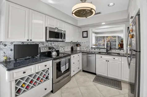 5743 Lakeview Mews Circle Boynton Beach FL 33437