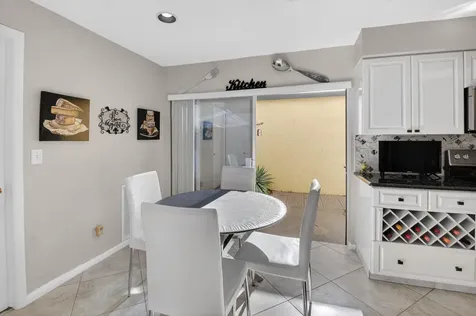 5743 Lakeview Mews Circle Boynton Beach FL 33437