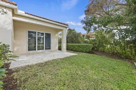 516 Commons Drive Palm Beach Gardens FL 33418