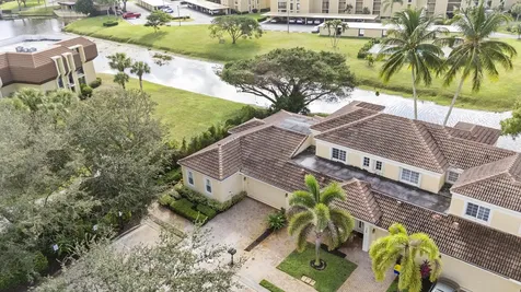 516 Commons Drive Palm Beach Gardens FL 33418