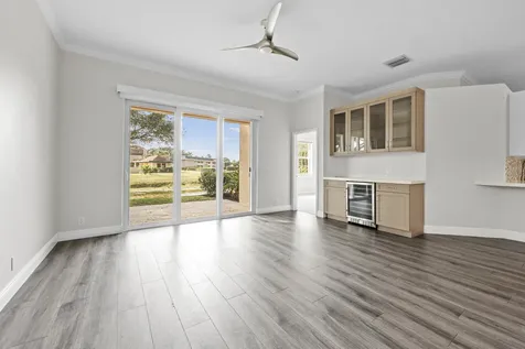 516 Commons Drive Palm Beach Gardens FL 33418
